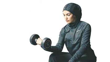 کلاس‌های آمادگی جسمانی و بدنسازی در خوابگاه دخترانه نرگس پردیس بین‌الملل آغاز می‌شود